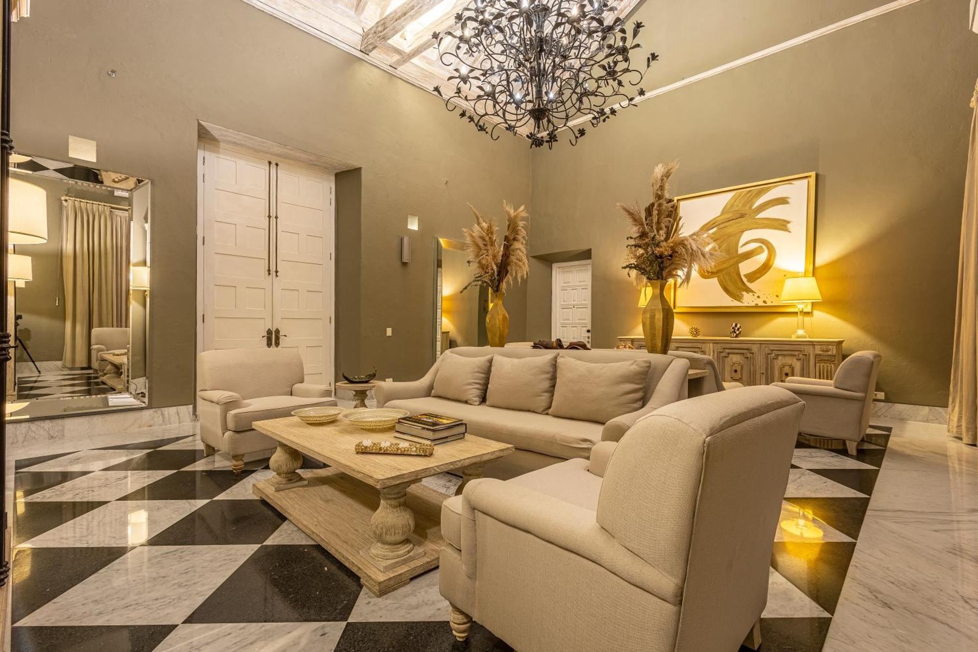 Hotel Casa Cochera Del Gobernador 5*