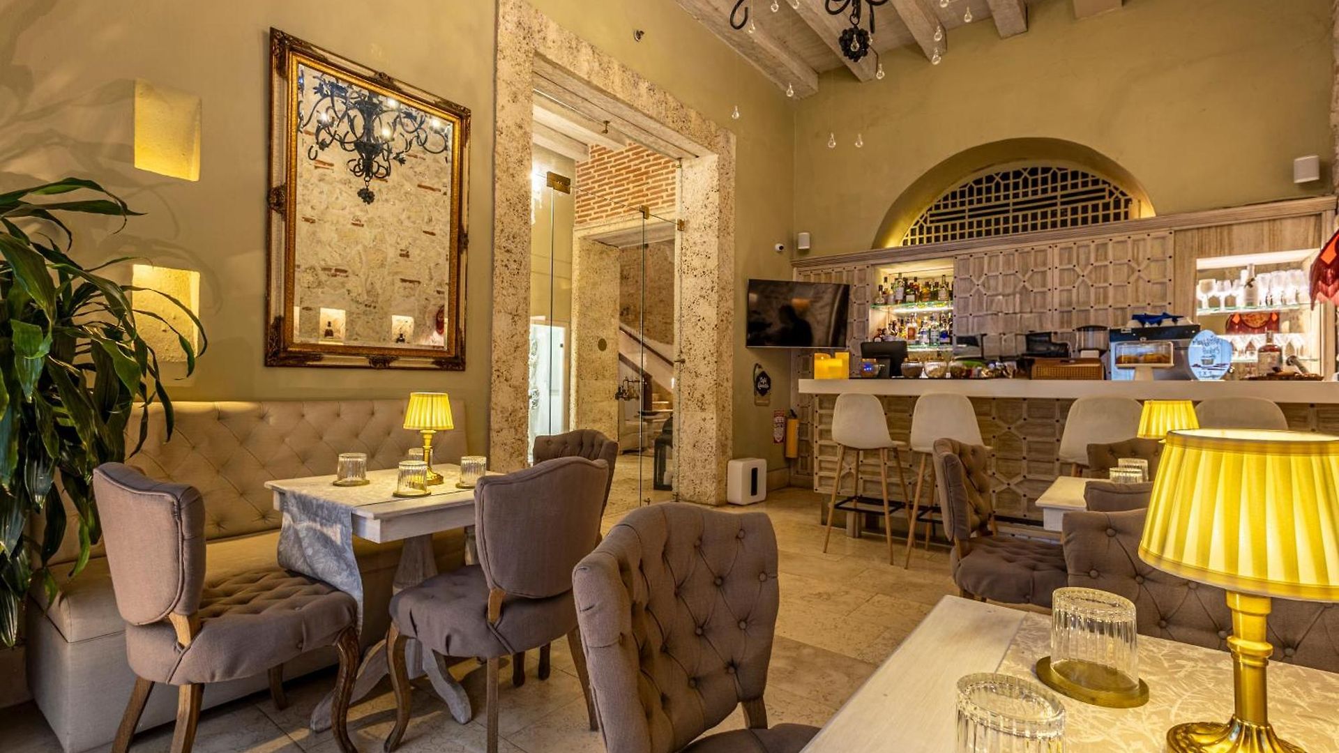 Casa Del Gobernador Hotel